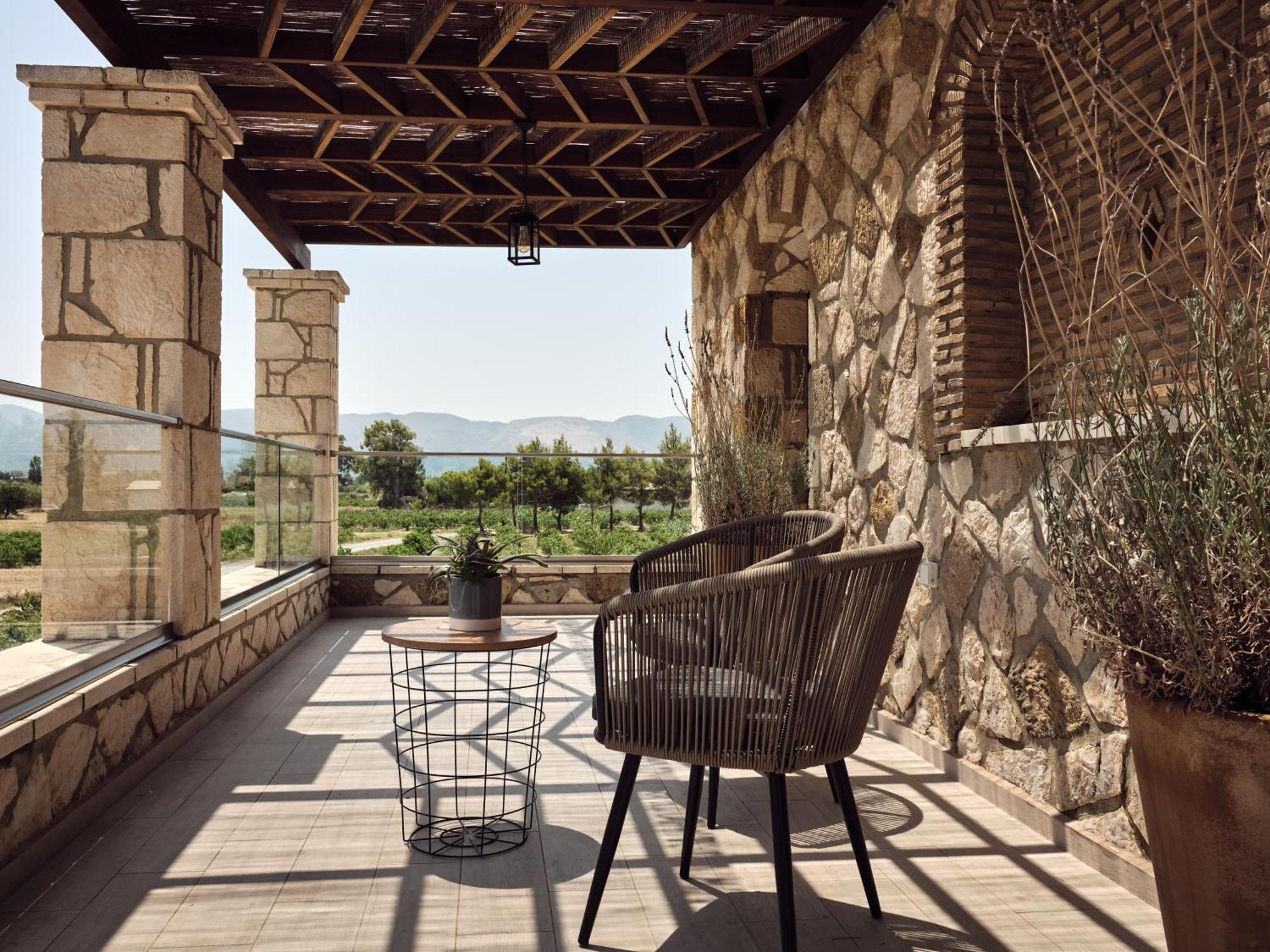 Casa Di Pietra, A Private Retreat With Heated Pool, By Thinkvilla Villa Gaitani